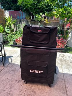 (2) bajos QSC kw181 y (2) medios QSC k12