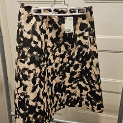 Womens H&M Skirt - Size 8 - New With Tags 