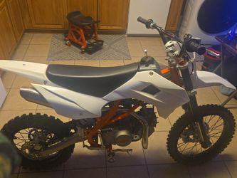 125 4 stroke
