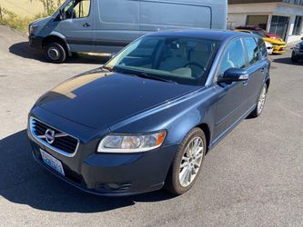 2011 Volvo V50