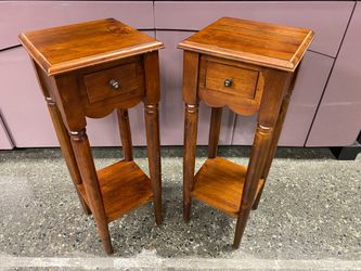 Petite Brown Square Accent Table (Set of 2)