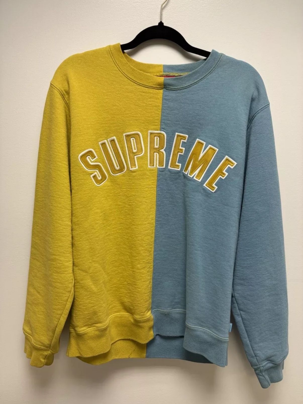 SUPREME SPLIT CREWNECK MUSTARD SIZE L