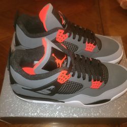 Jordan Retro 4 "Infrared" Size 12 $300
