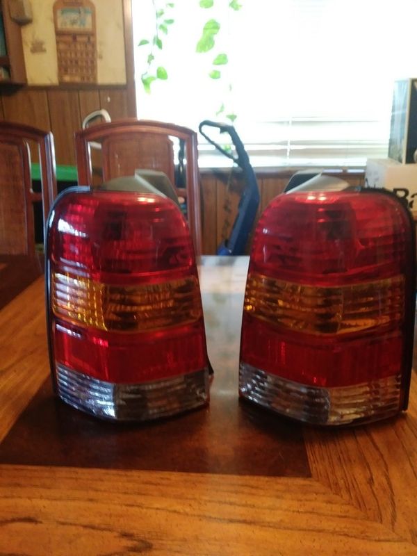 Tail Lights For 2001 Ford Escape In Spring Valley Ca Tail Lights For 2001 Ford Escape