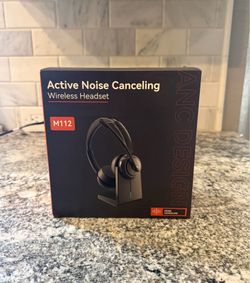 Headset with Active Noise Cancellation