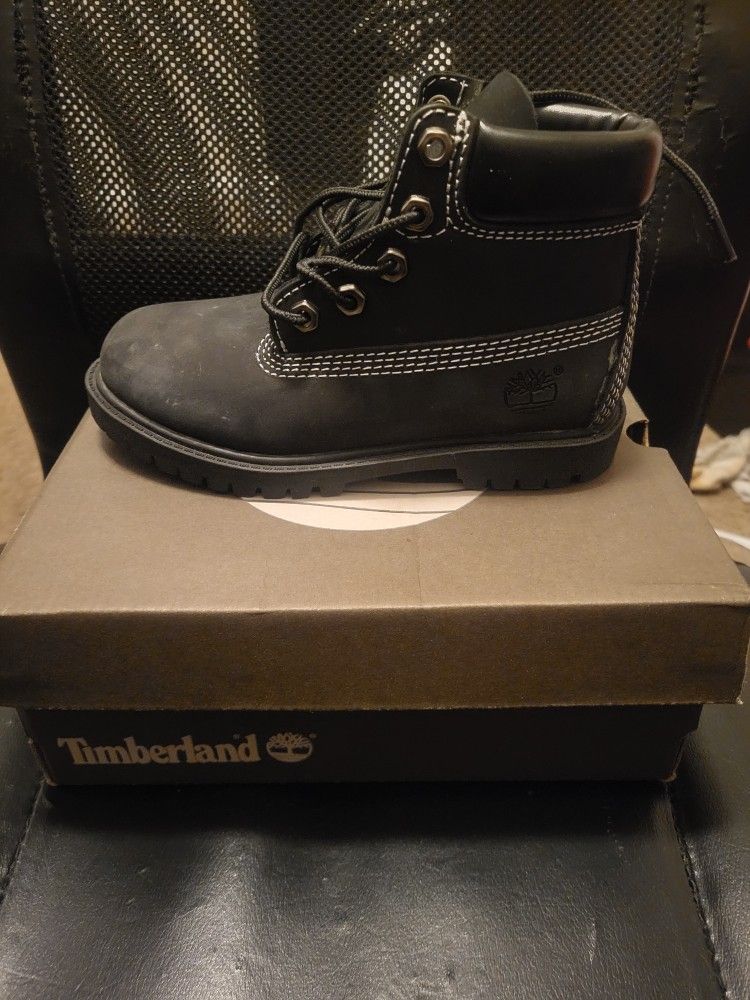 Timberland Boots YOUTH size 2 (33 EURO)