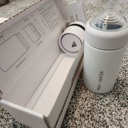 All-in-one Bottle and Carrier