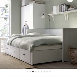 Trundle Bed ( kids) 