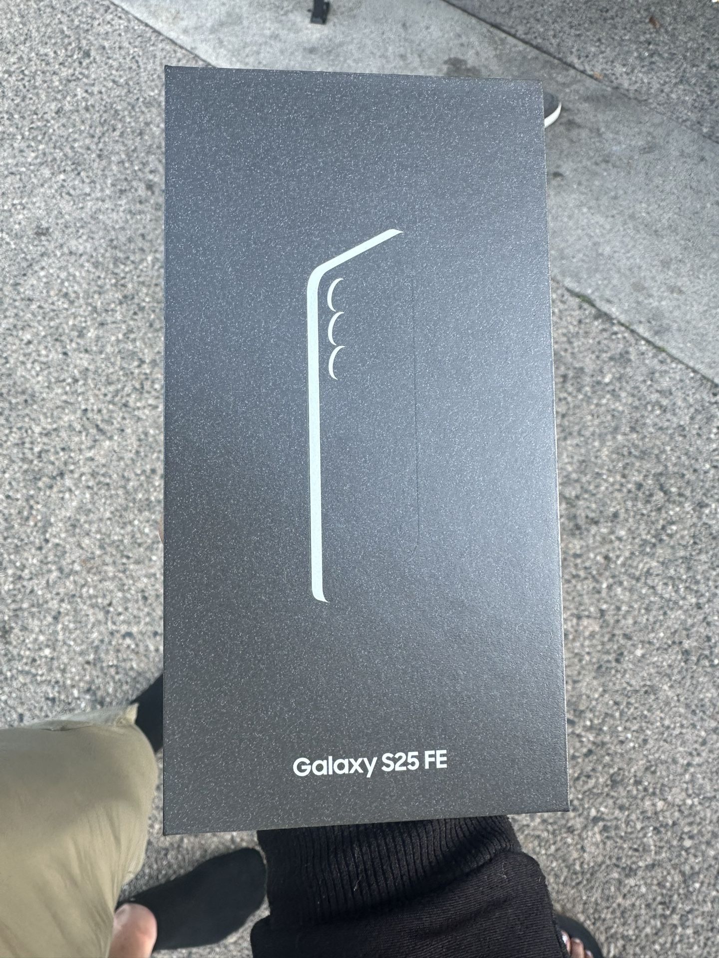 S25 Samsung FE Brand new Unlocked