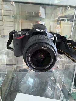 NIKON D5100