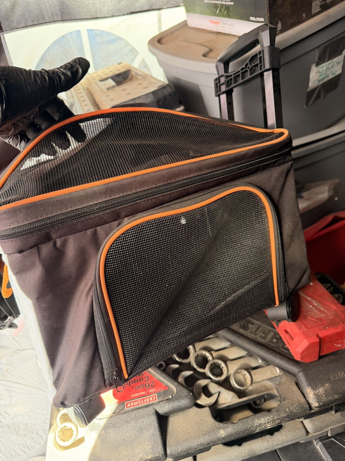 Cat/Dog Carrier With Wheels