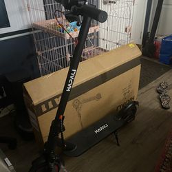 Hapali A11 ELECTRIC SCOOTER W/Box And Charger, XMAS Gift used Once