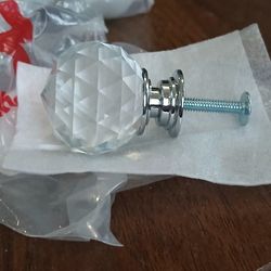 Crystal Knob With Chrome 