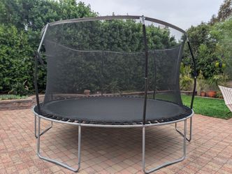 Free trampoline