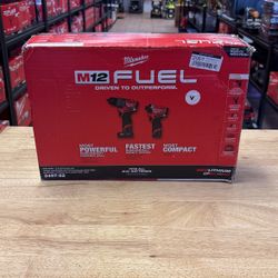 Milwaukee M12 FUEL 12-Volt Lithium-Ion Brushless Cordless Hammer Drill and Impact Driver Combo Kit w/2 Batteries and Bag (2-Tool)