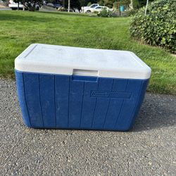 Coleman 48 Quart Ice Chest / Cooler 