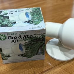 GE Plant Light Gro & Sho Kit