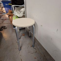 Height adjustable stool