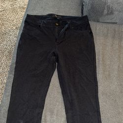 Medium Black Woman Dress Pants
