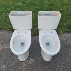 2new offwhite TOTO toilets missing parts