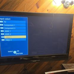 Free Tv W Wall Mount N Recliner