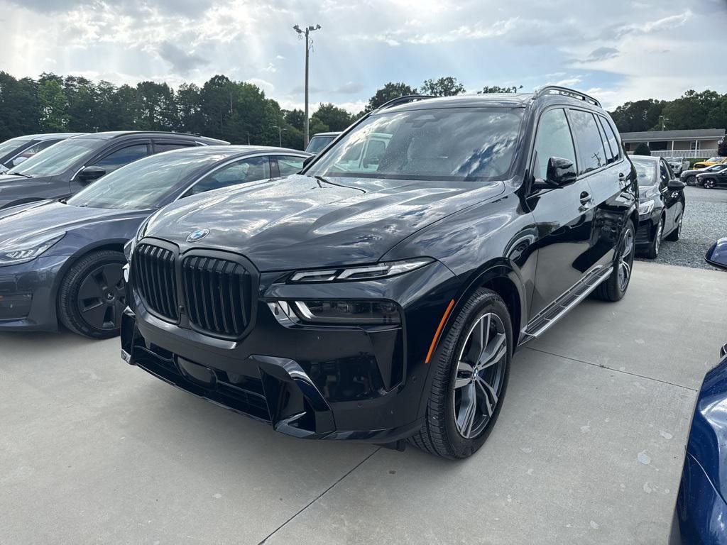 2023 BMW X7