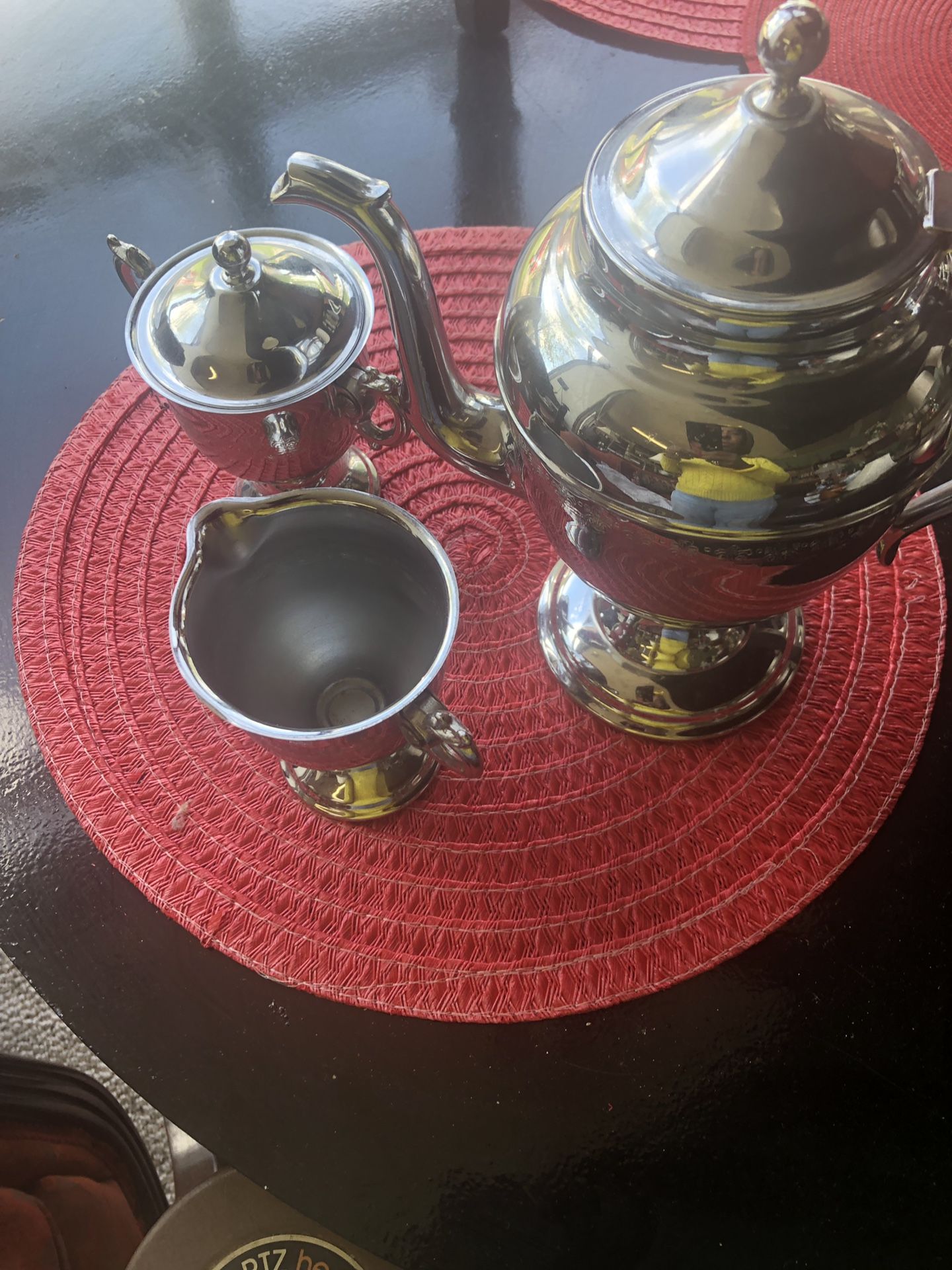 Mid century coffee it sugar and creamer set great condition