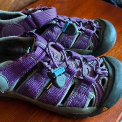 Keens Size 1