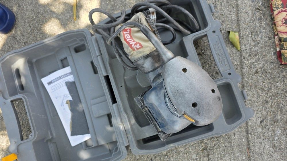 Ryobi Corded Electric Sander