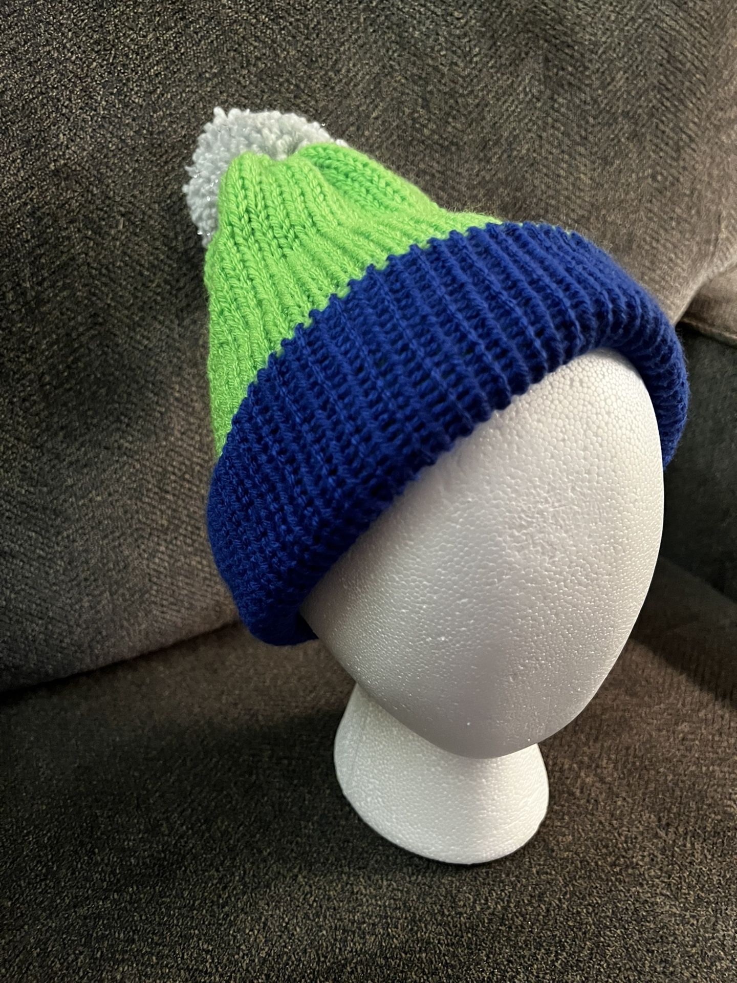 Seattle Sonics / Supersonics Knit Pom Beanie Hat for Sale in Kent, WA -  OfferUp