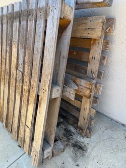 3 wooden shipping pallets