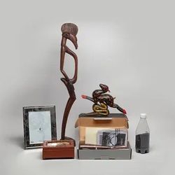 Lacquer Sculpture, African Wood, Decors