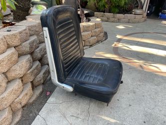 Mustang right front seat 64-66  passenger seat
