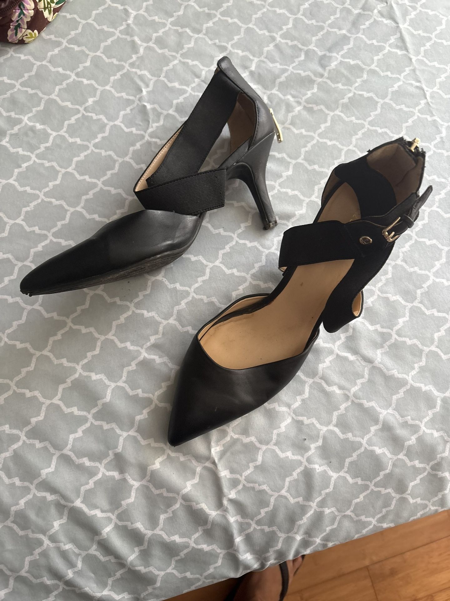 Black Shoes Size 9