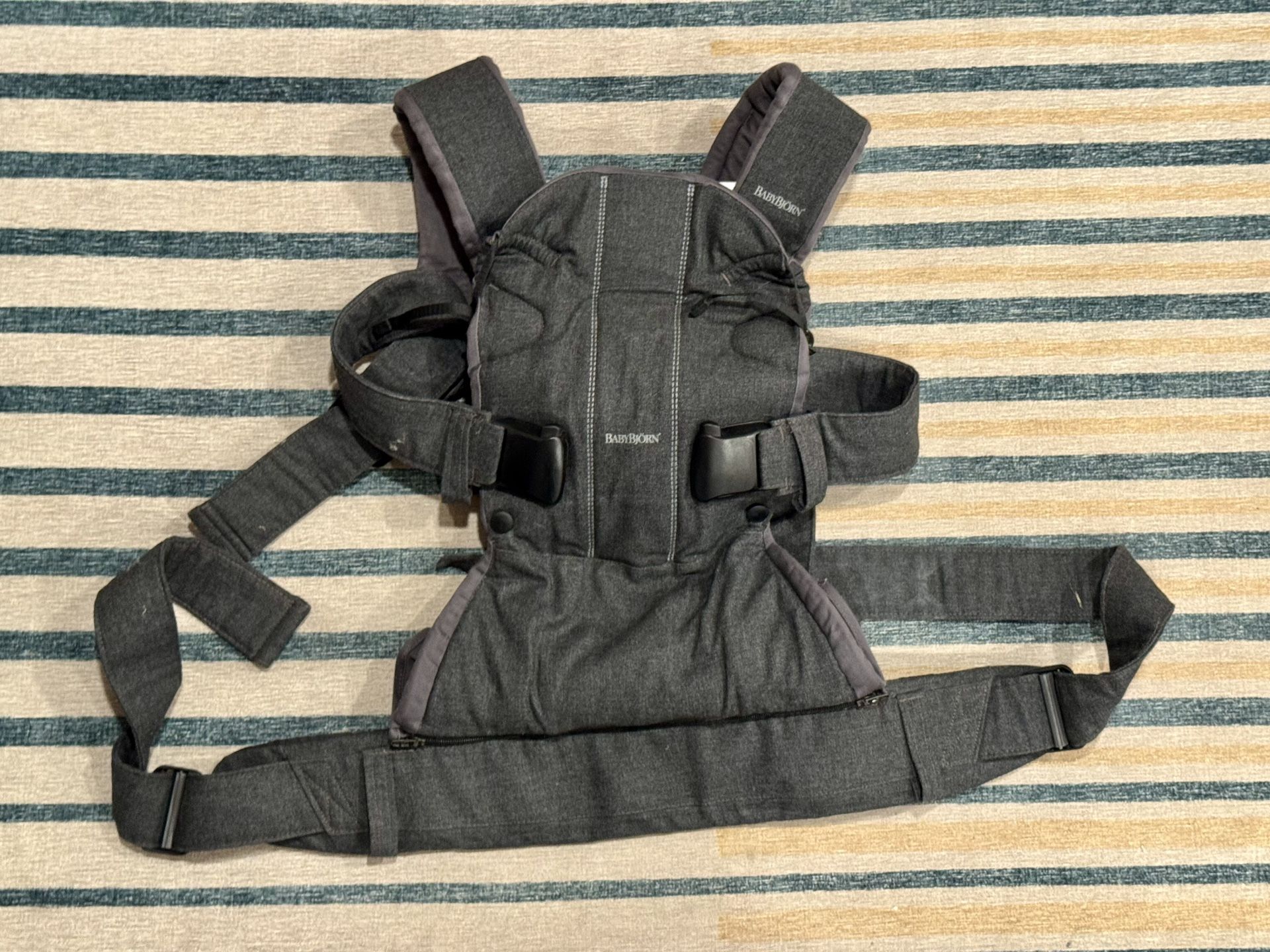 Baby Bjorn Baby Carrier One
