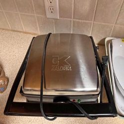 now age Panini Press – Fast and Flavorful Meals in Seconds