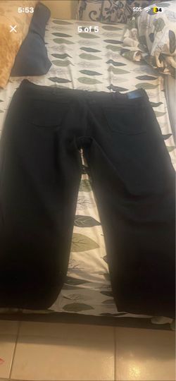 42/32 black relaxed jeans