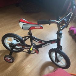 Boy’s Bike 12’