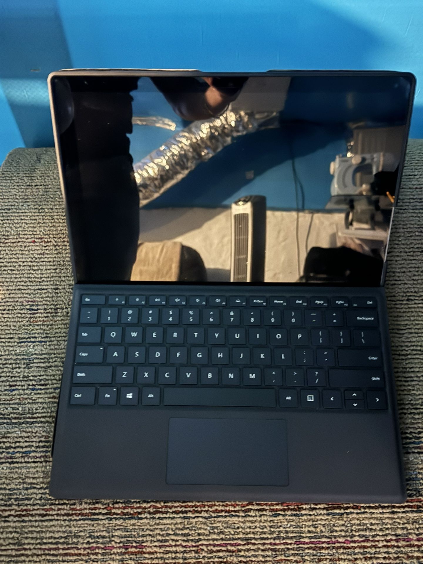 MICROSOFT SURFACE PRO 7  INTEL CORE i3 128 GB WITH SURFACE KEYBOARD