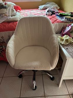 Vanity Chair
