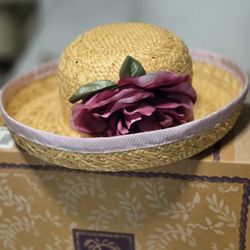 Ladies Vintage Hat. In Perfect Condition