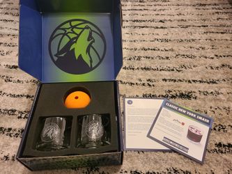 Minnesota timberwolves whiskey glass gift set
