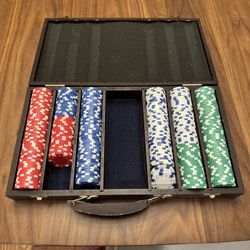 Poker Set Vintage With Wooden Case 