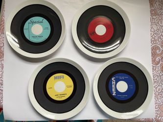 Set of 4 record plates in gift box