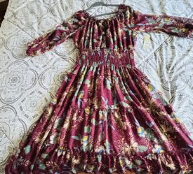 Women’s Multi Color Dress Size L