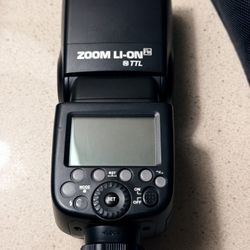 Nikon Flashpoint TTL R2. With Lipo Battery