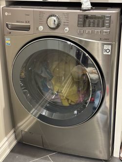 Washer — LG Front Load Washer, Works Great