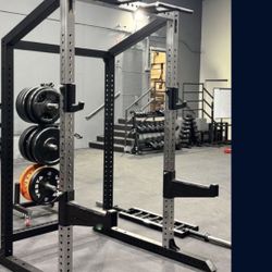 Vesta Fitness Squat Rack 86”