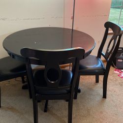 Dining Table With 3 Chairs