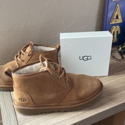 Uggs Mens Size 8